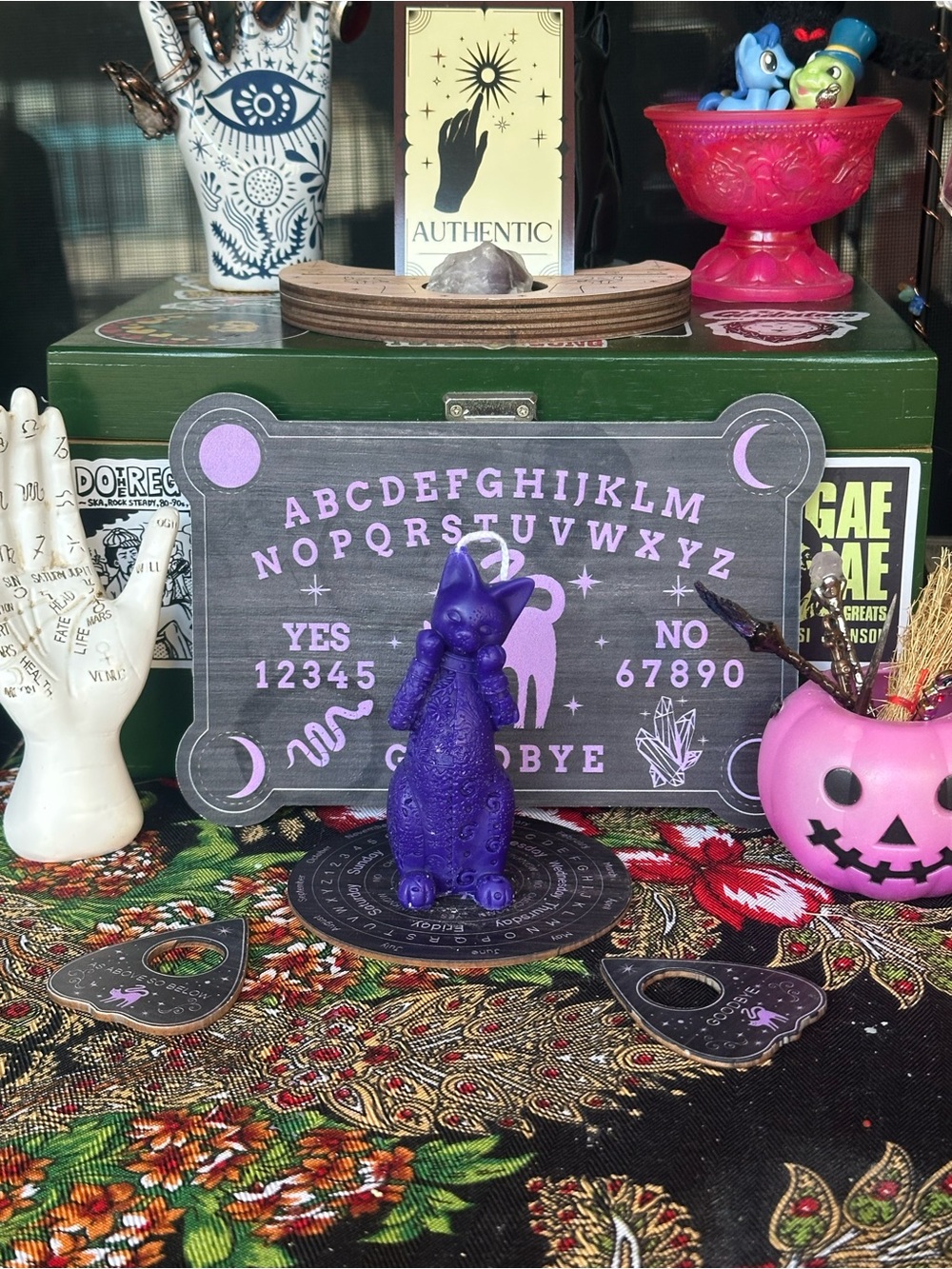 Midnight Familiar Candle